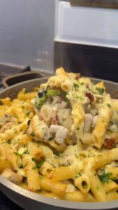 Chicken and Broccoli Pasta Bake4